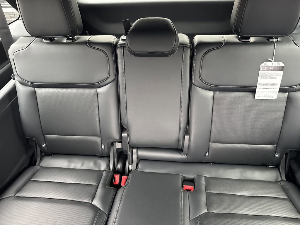 New 2025 Ford Expedition Max Platinum w/ Stealth Appearance Package AWD/4WD image 23