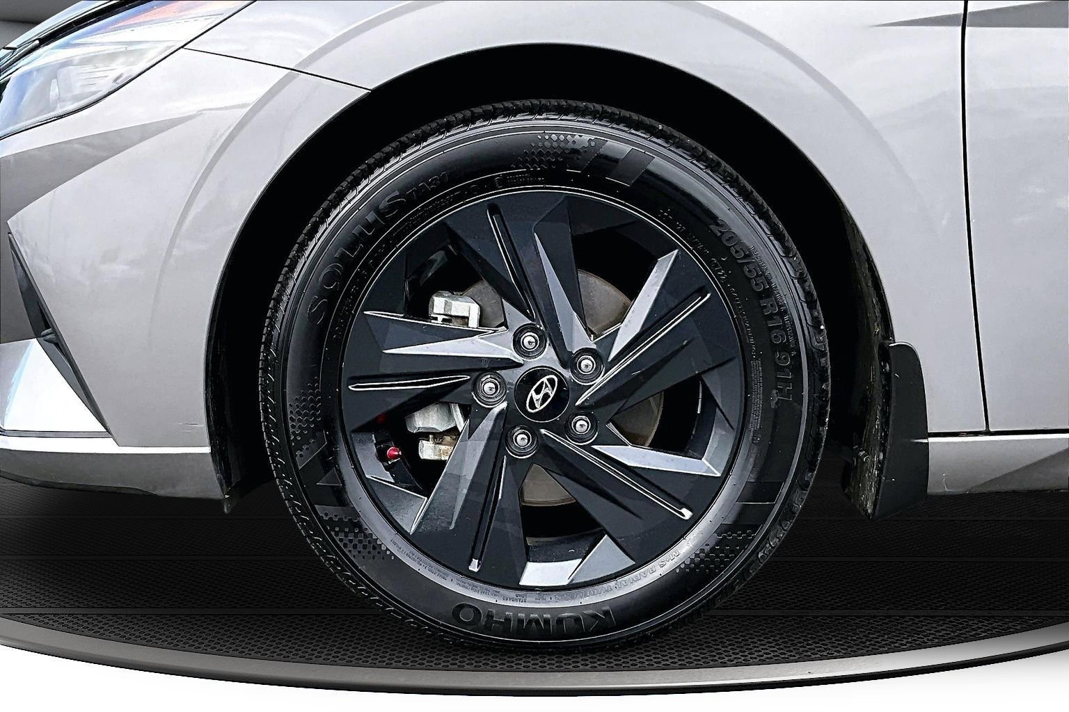 Used 2022 Hyundai Elantra SEL w/ Winter Weather Package image 31