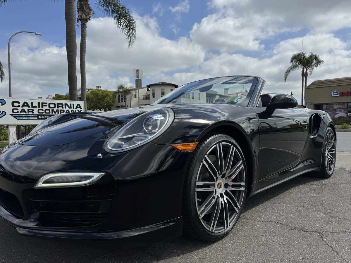 Used 2016 Porsche 911 Turbo image 17