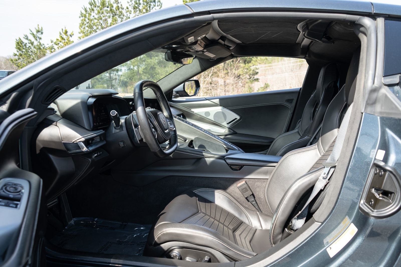 Used 2020 Chevrolet Corvette Stingray Premium Cpe w/ 3LT Preferred Equipment Group image 29