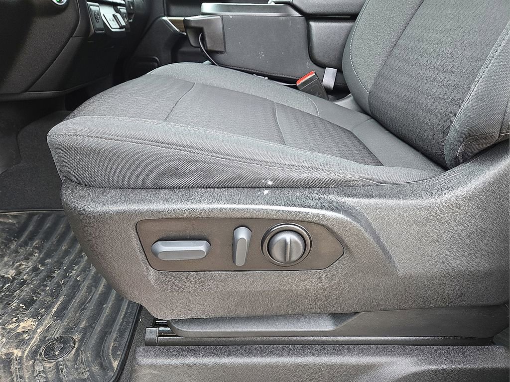 Used 2022 Chevrolet Silverado 1500 LT image 22