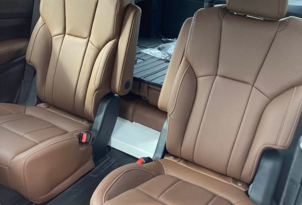 Used 2025 Subaru Ascent Touring image 6