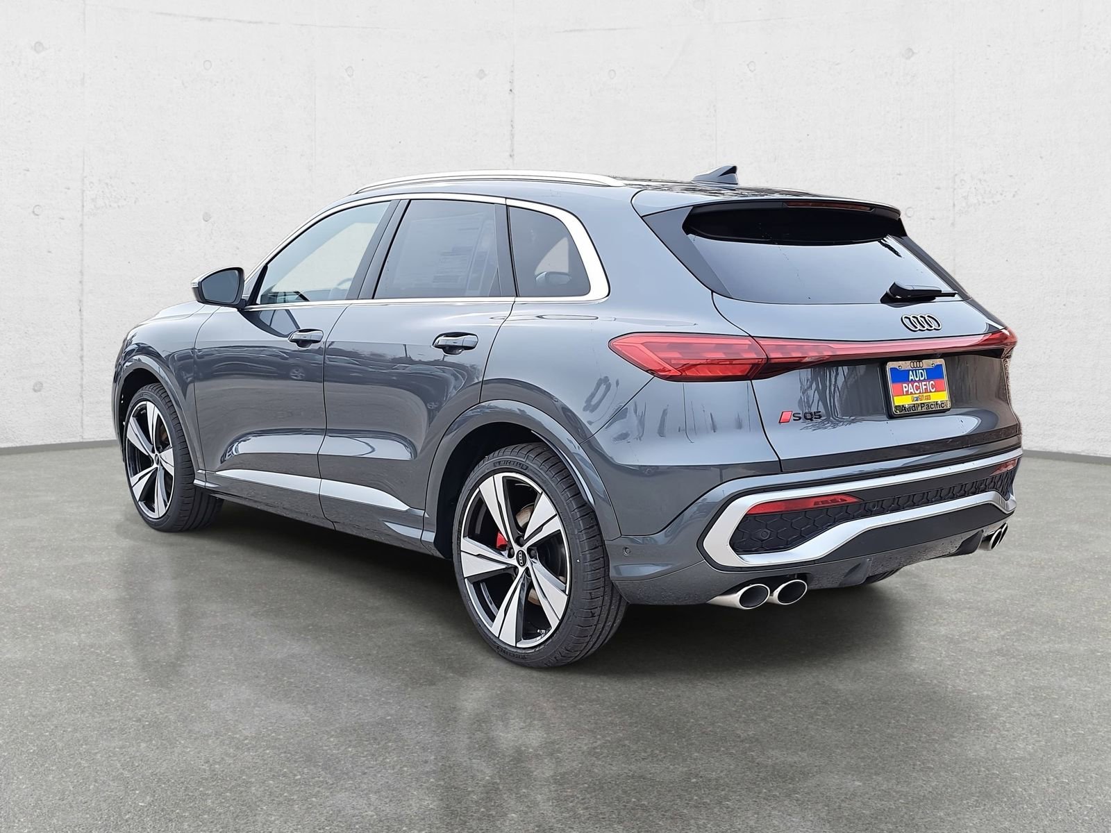 New 2025 Audi SQ5 Premium Plus image 7
