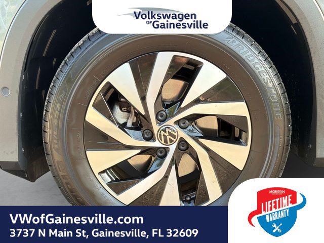 Used 2025 Volkswagen Tiguan S FWD image 11