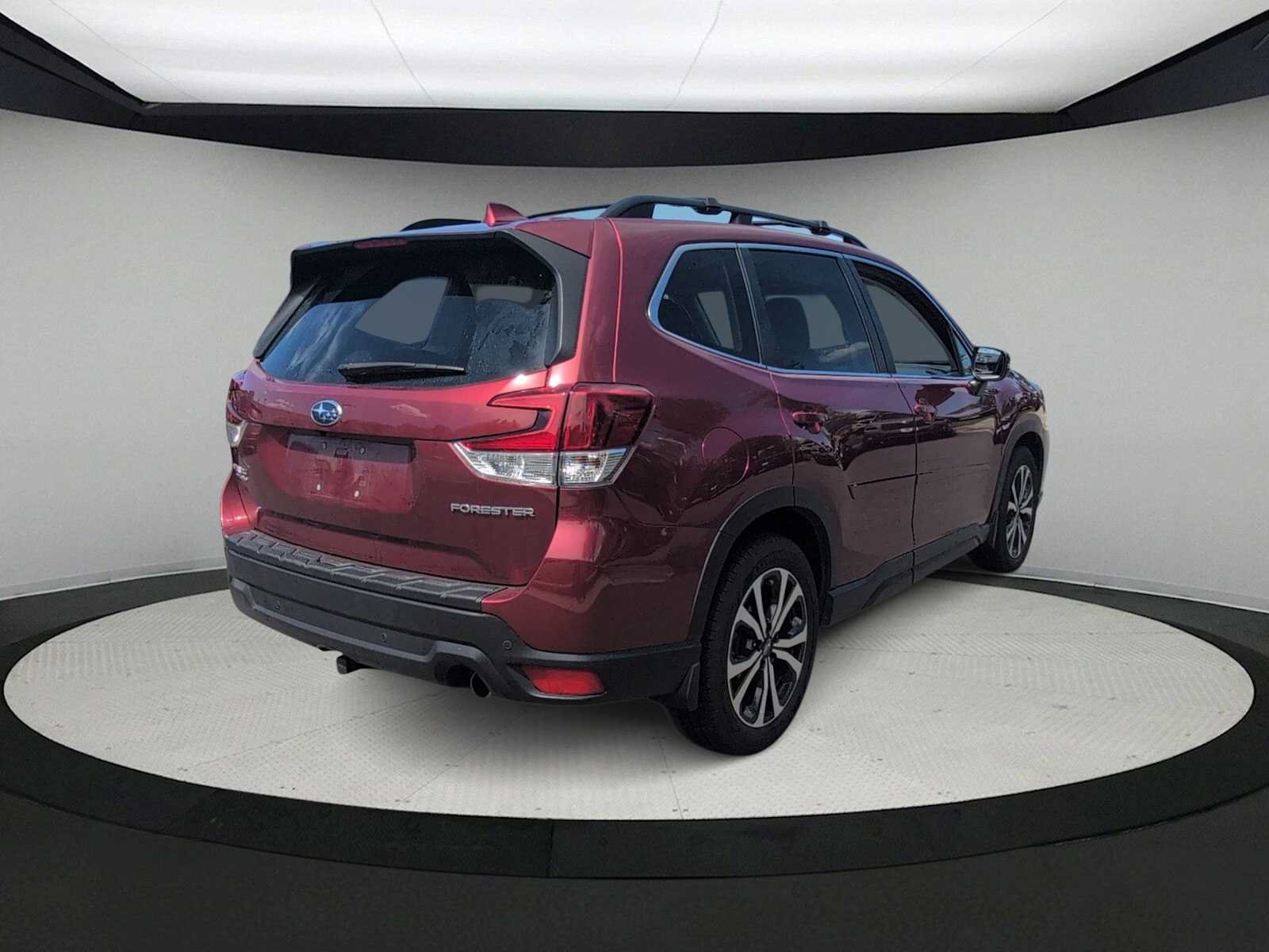 Used 2021 Subaru Forester Limited w/ Popular Package #3 AWD/4WD image 8