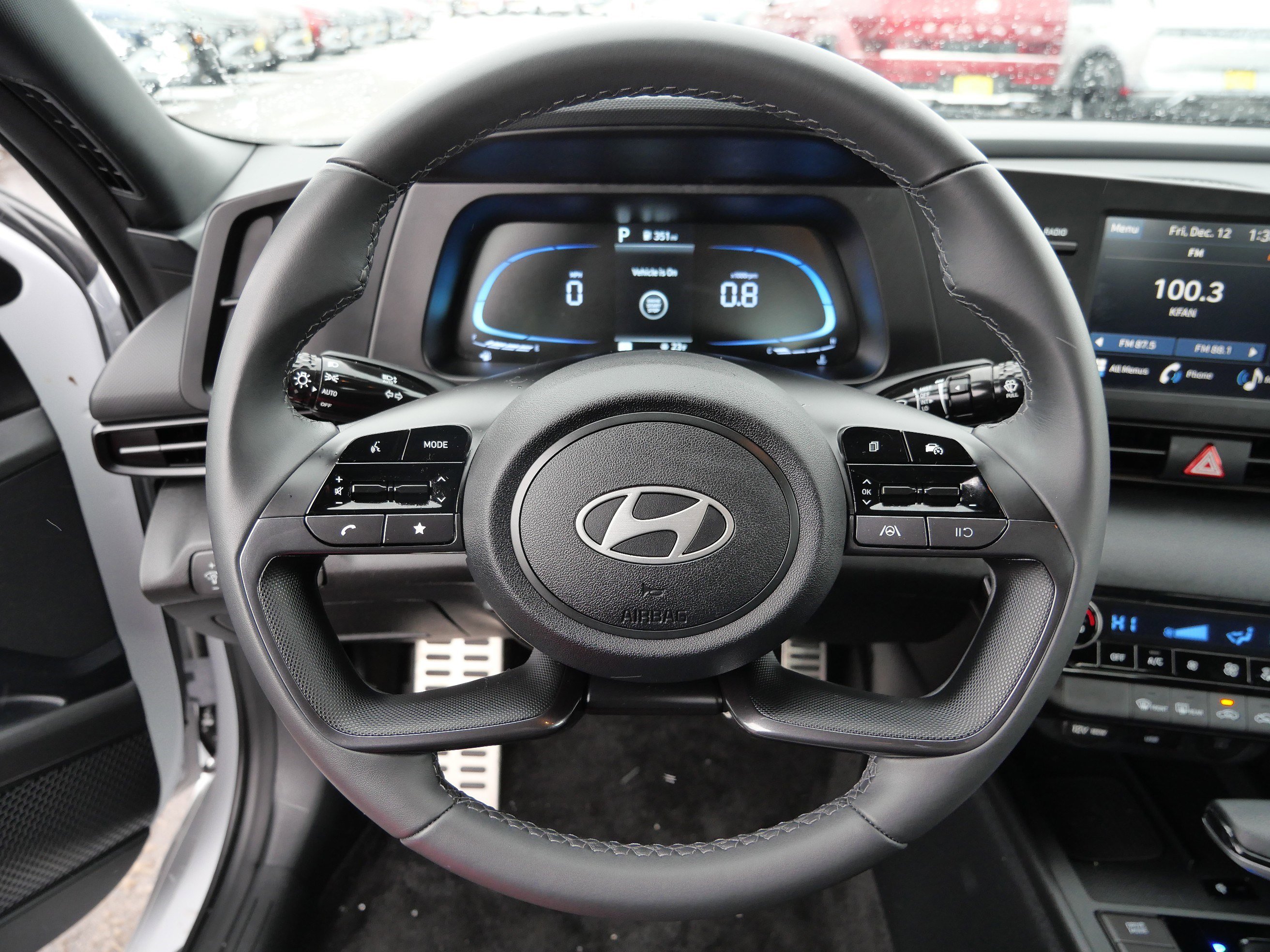 Certified 2025 Hyundai Elantra Sport image 26