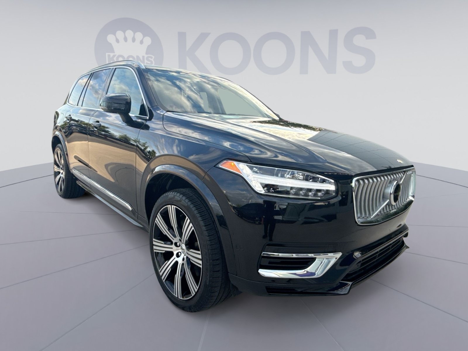 Certified 2023 Volvo XC90 T8 Plus w/ Protection Package Premier AWD/4WD image 10