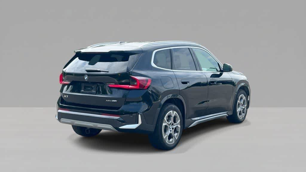 Used 2026 BMW X1 xDrive28i w/ Technology Package AWD/4WD image 8