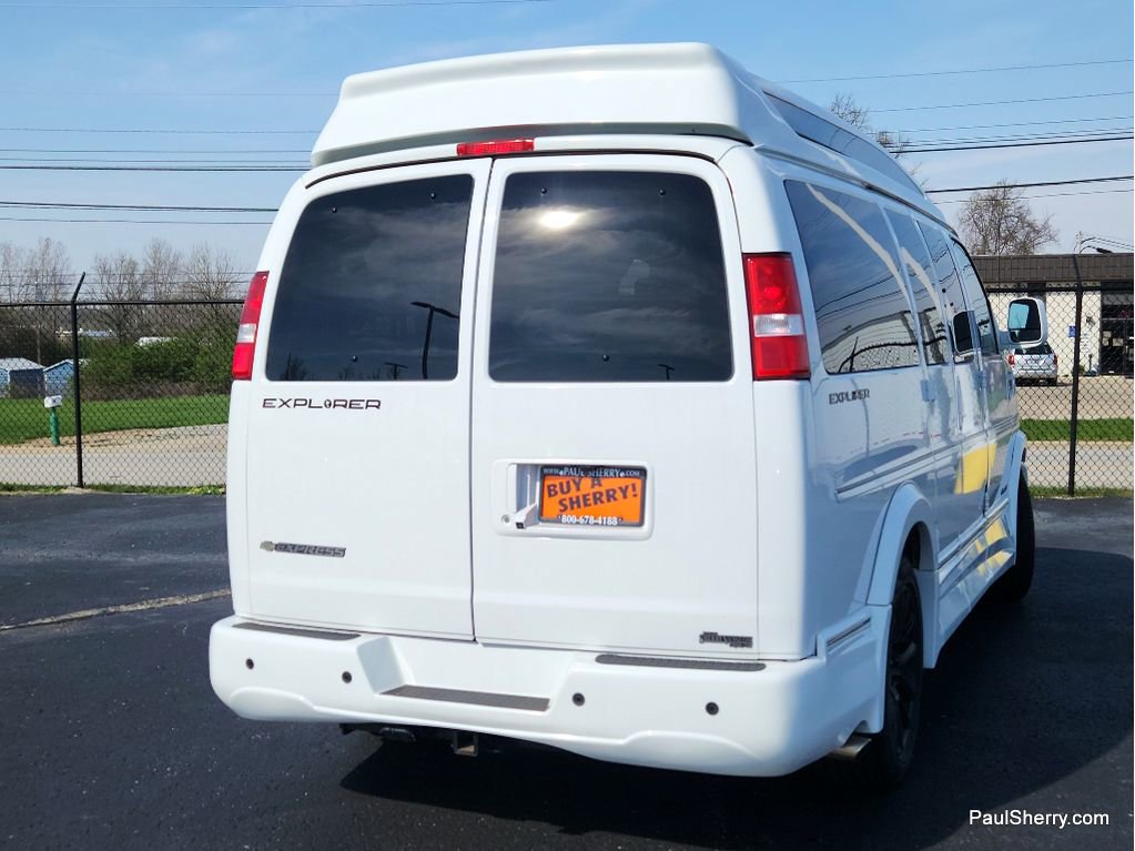 Used 2021 Chevrolet Express 2500 LS w/ Enhanced Convenience Package image 18