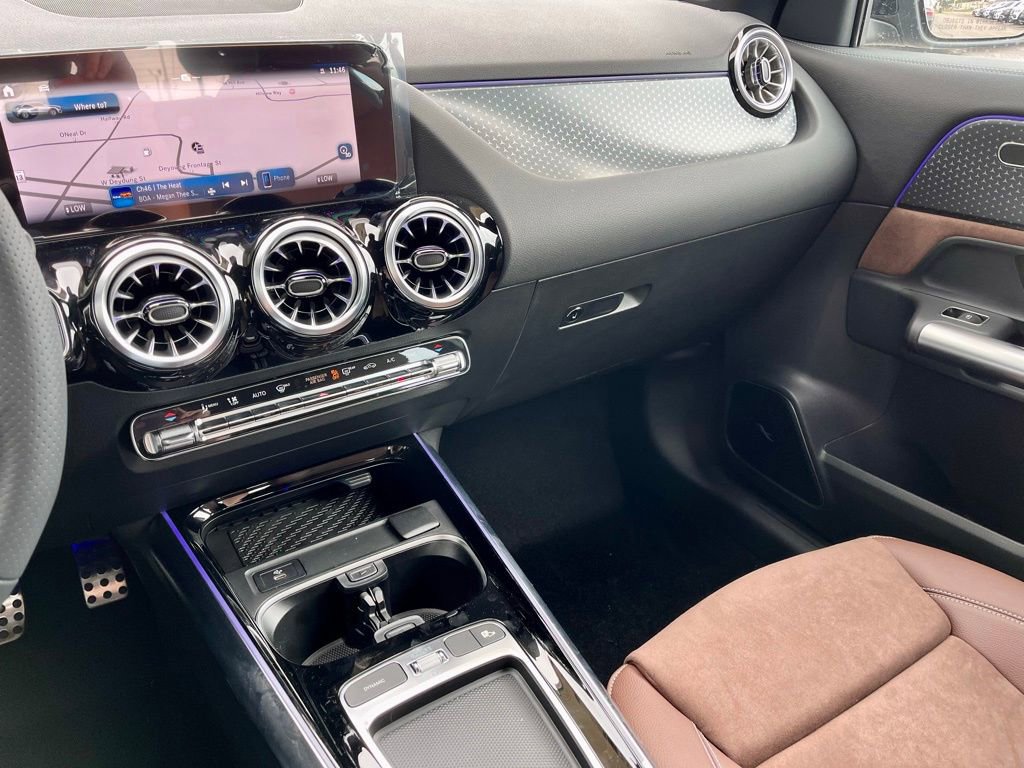 Certified 2025 Mercedes-Benz GLA 35 AMG 4MATIC image 25