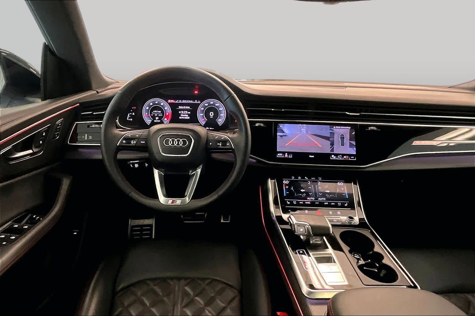 Used 2025 Audi SQ8 Prestige AWD/4WD image 5