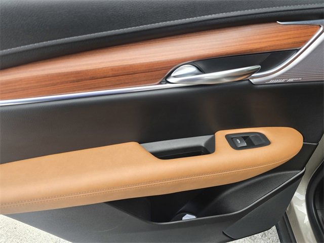 Used 2023 Cadillac XT5 Premium Luxury w/ Technology Package image 15