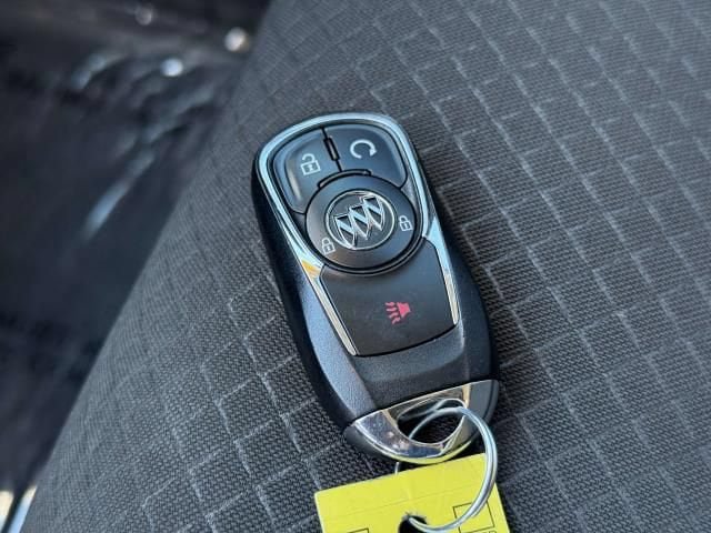 Used 2020 Buick Encore Preferred w/ Safety Package FWD image 28