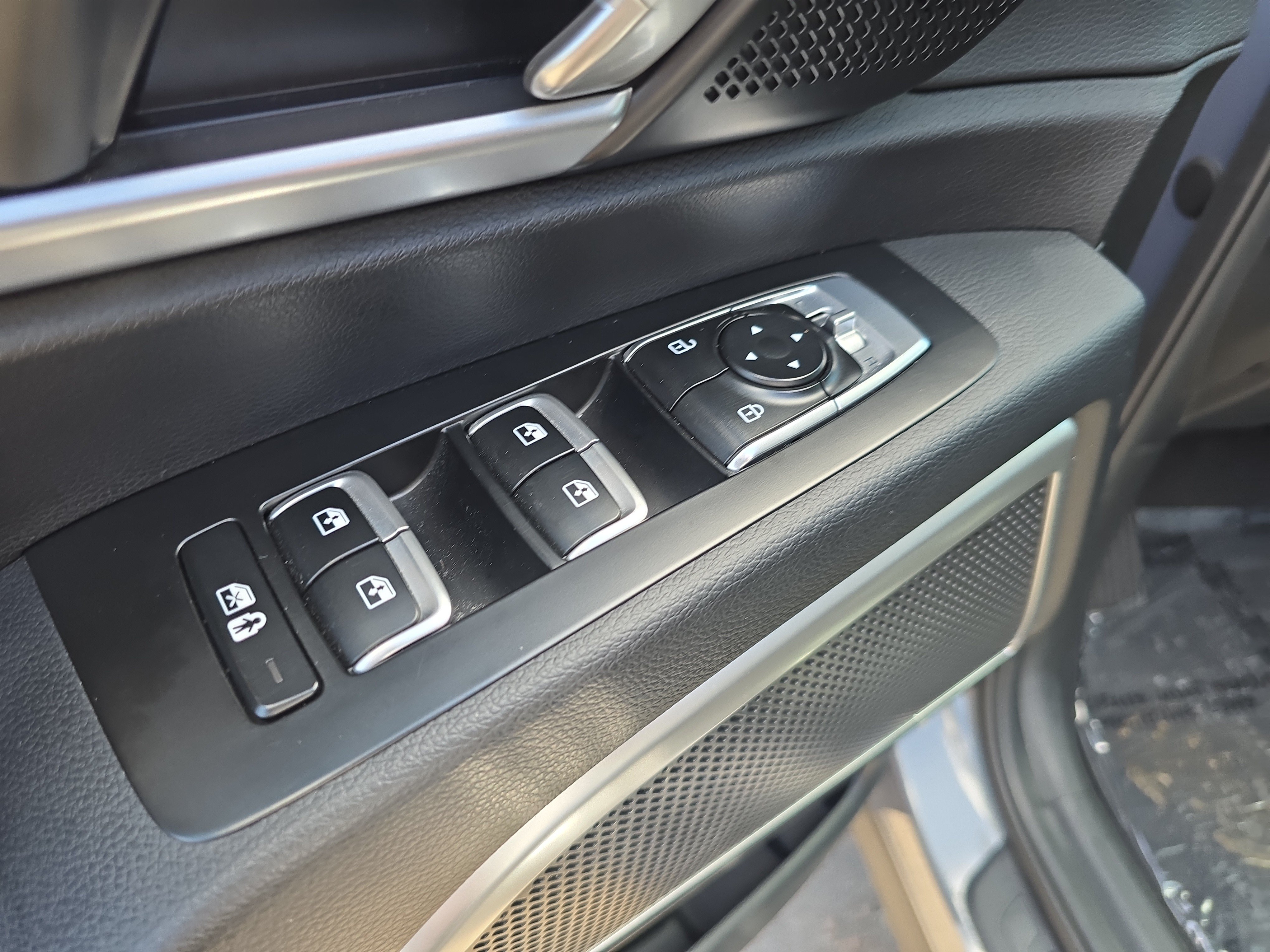 Certified 2023 Kia Telluride S AWD/4WD image 19