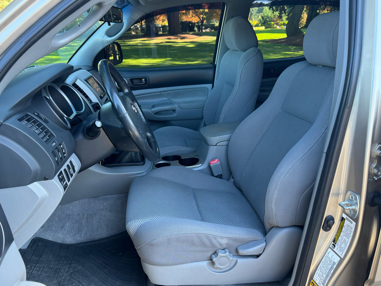 Used 2005 Toyota Tacoma 4x4 Double Cab image 10