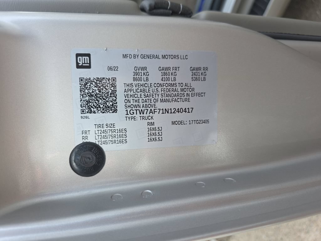 Used 2022 GMC Savana 2500 w/ Enhanced Convenience Package RWD image 33