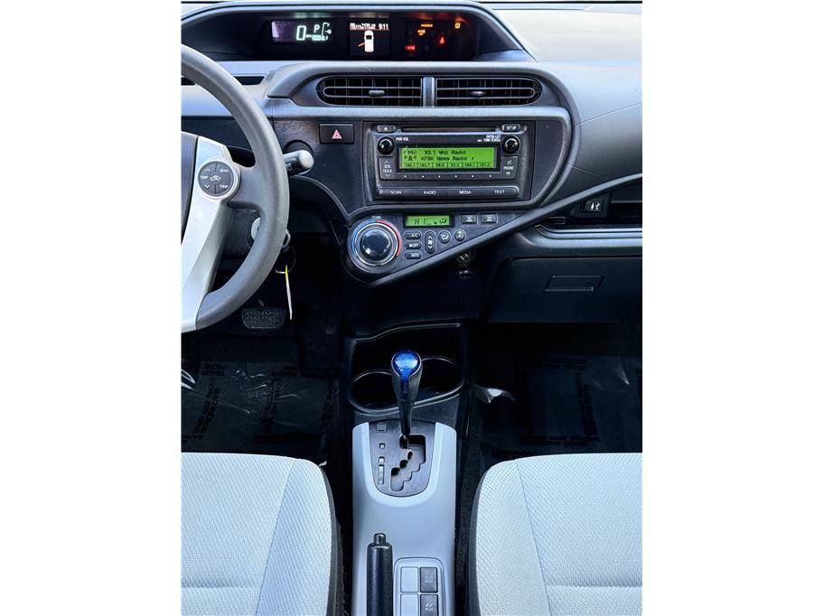 Used 2014 Toyota Prius C One image 10