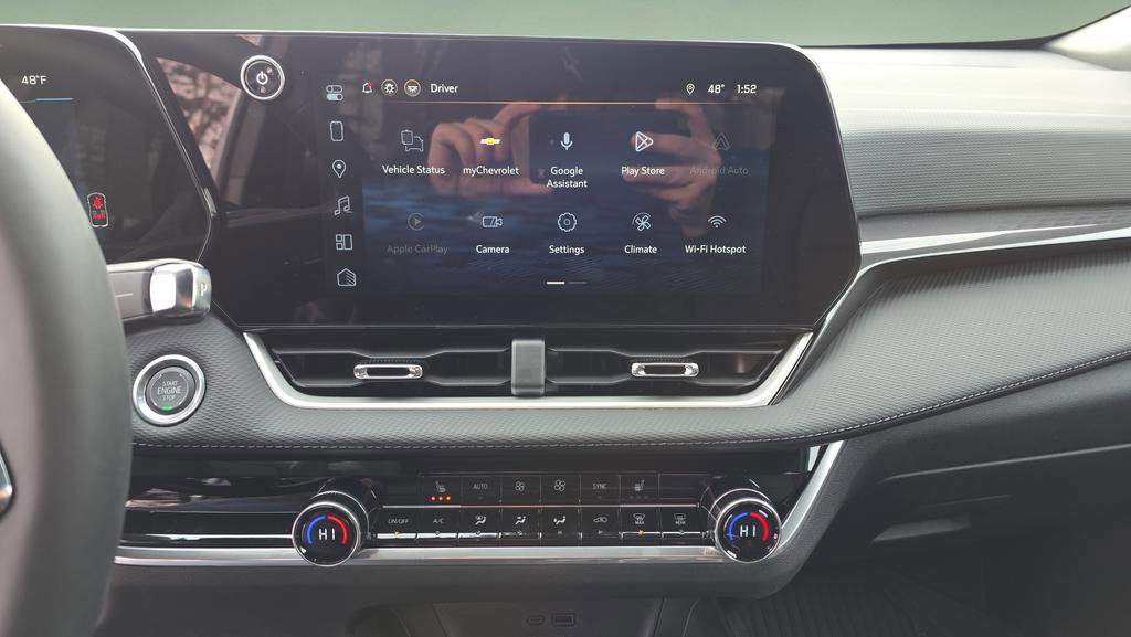 Used 2026 Chevrolet Equinox LT w/ Convenience Package II image 24