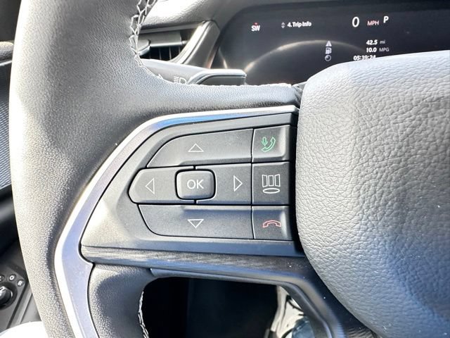 Used 2024 Jeep Grand Cherokee Altitude AWD/4WD image 22