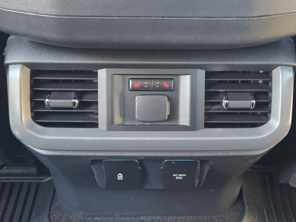 Used 2021 Ford F150 Lariat w/ Equipment Group 502A High image 13