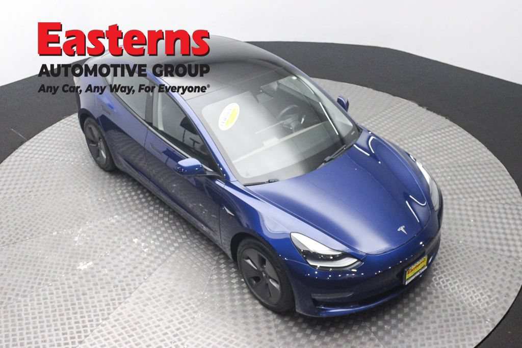 Used 2021 Tesla Model 3 Standard Range Plus RWD image 3