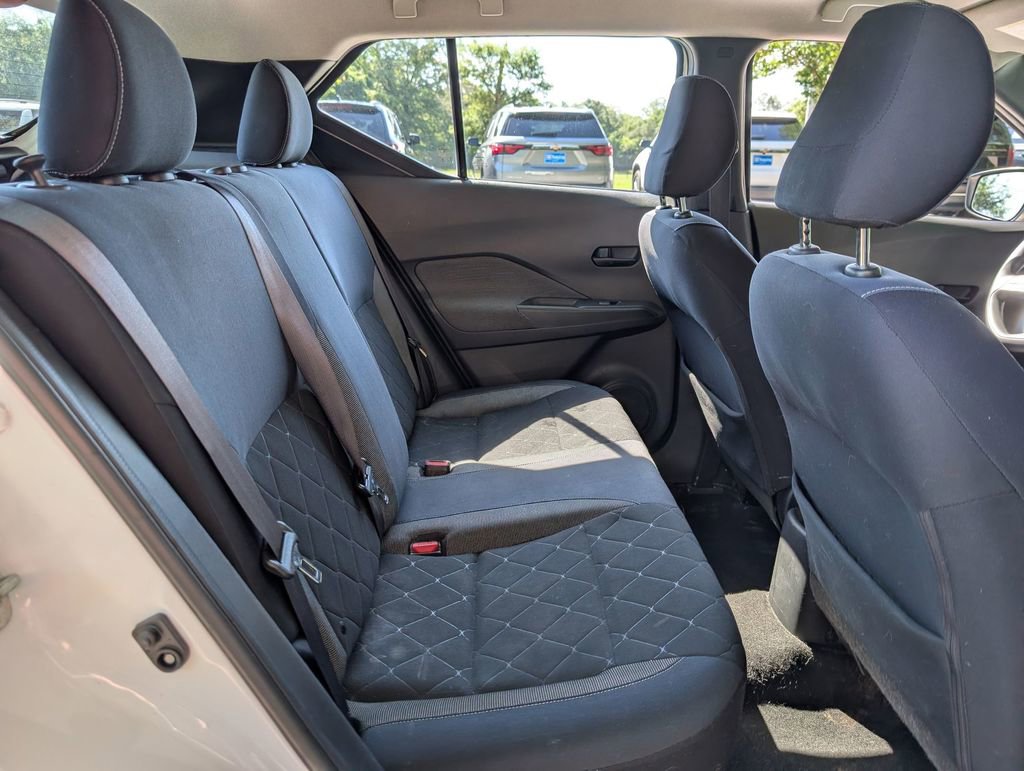 Used 2018 Nissan Kicks S FWD image 26