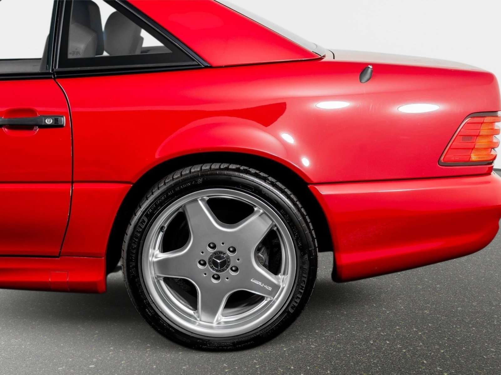 Used 1998 Mercedes-Benz SL 500 image 16