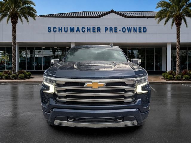 Used 2023 Chevrolet Silverado 1500 High Country w/ High Country Premium Package AWD/4WD image 2