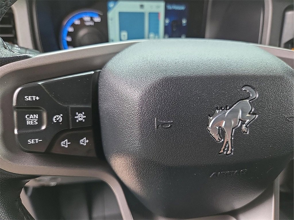 Used 2024 Ford Bronco Badlands image 16