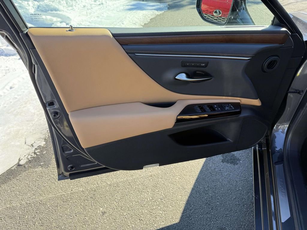 Used 2023 Lexus ES 350 w/ Premium Package image 12