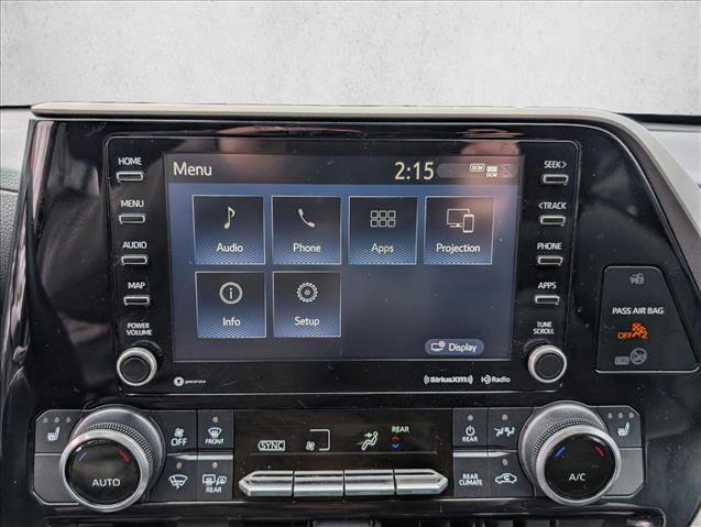 Used 2022 Toyota Highlander XLE image 13