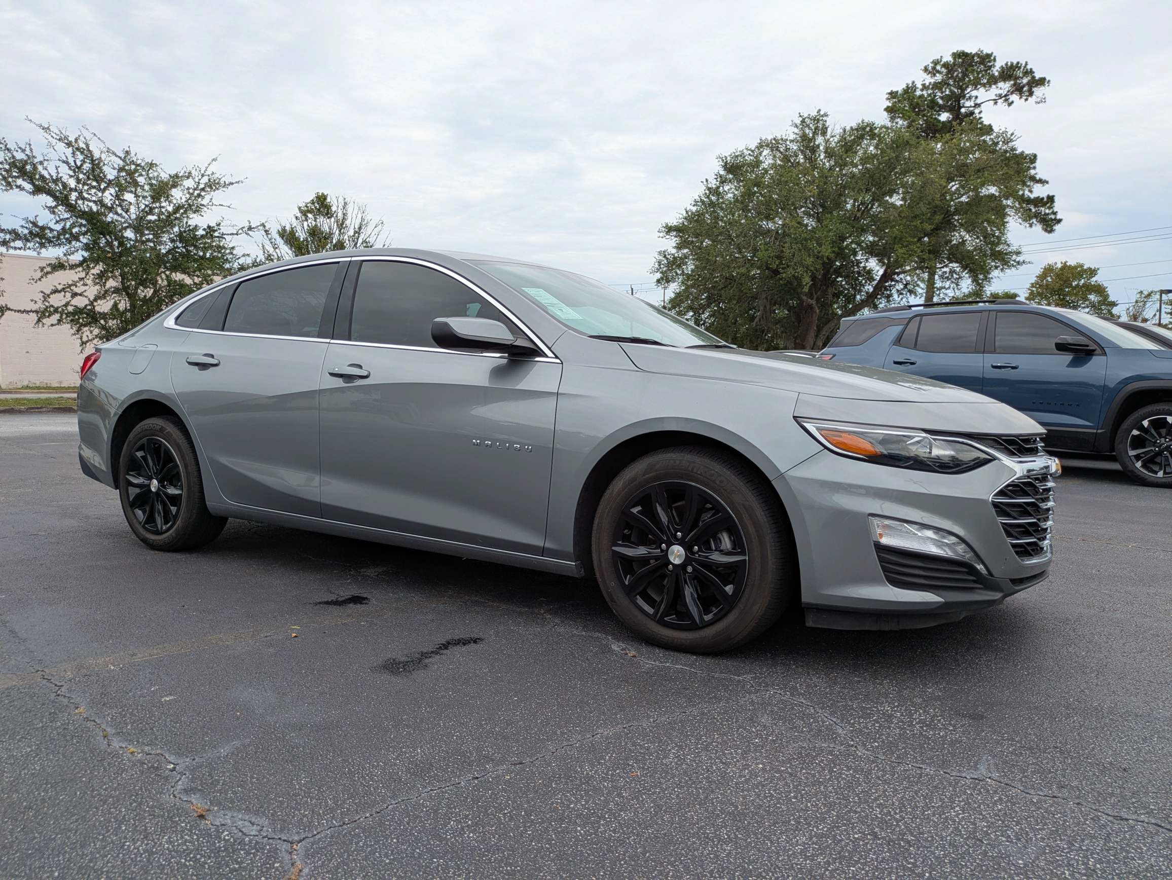 New 2024 Chevrolet Malibu LT FWD image 3