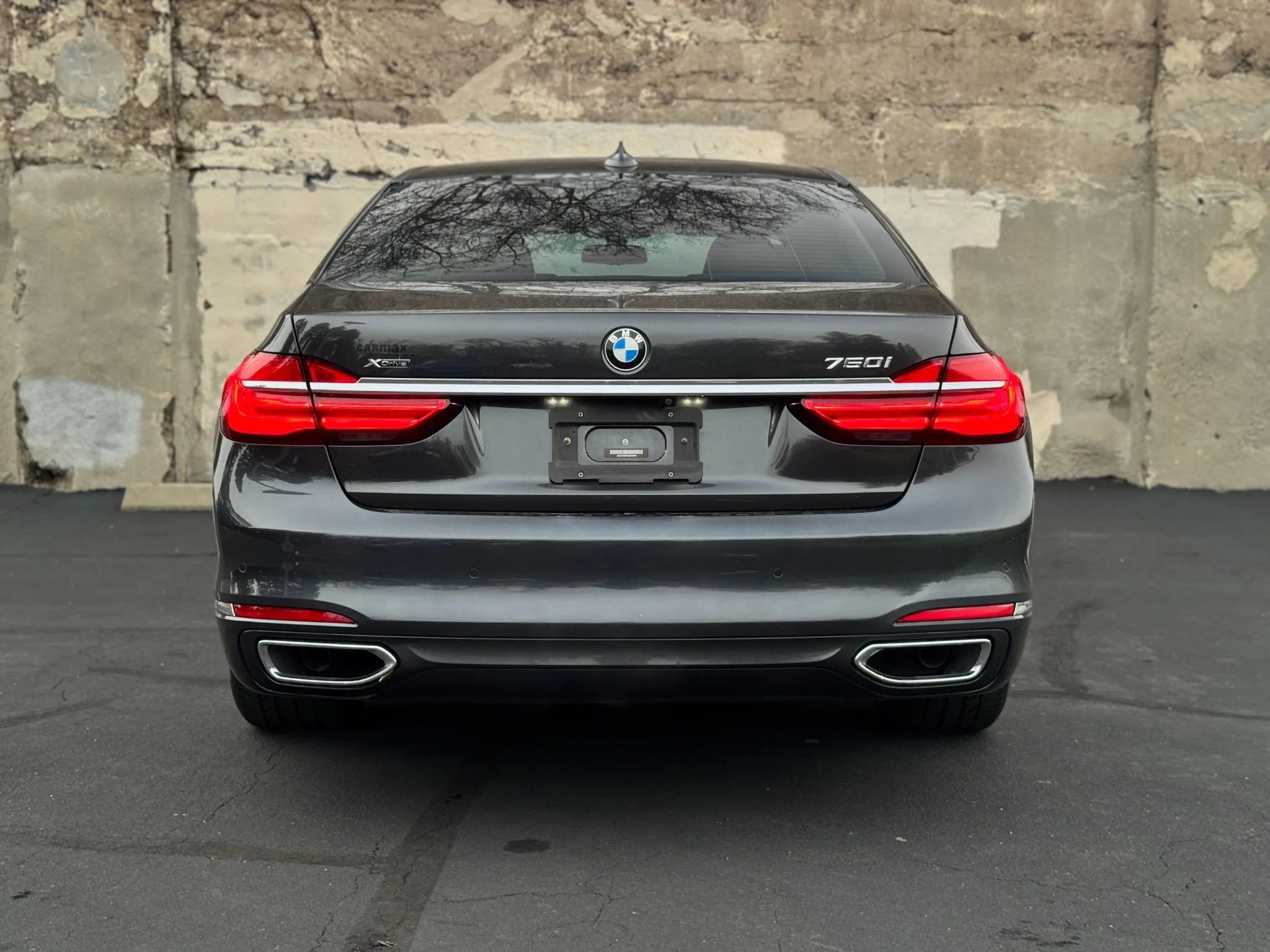 Used 2016 BMW 750i xDrive image 6