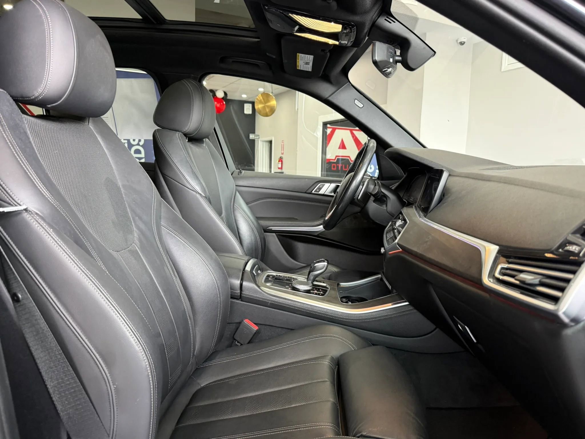 Used 2019 BMW X5 xDrive40i w/ Convenience Package AWD/4WD image 20