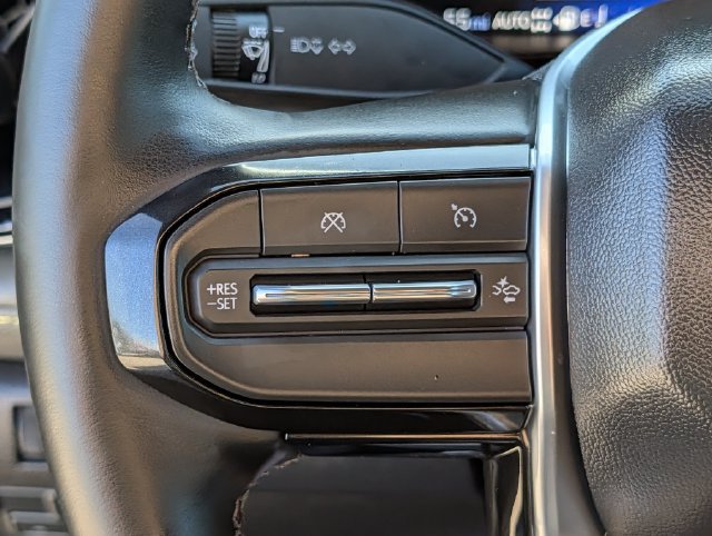 Used 2026 Chevrolet Colorado ZR2 w/ Technology Package AWD/4WD image 20