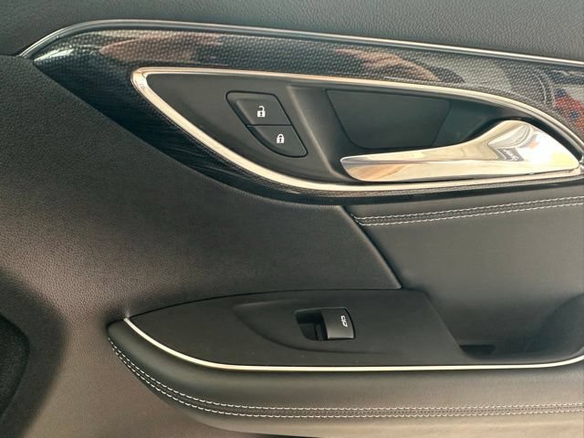 Used 2023 Buick Envision Essence w/ Sport Touring Package FWD image 21