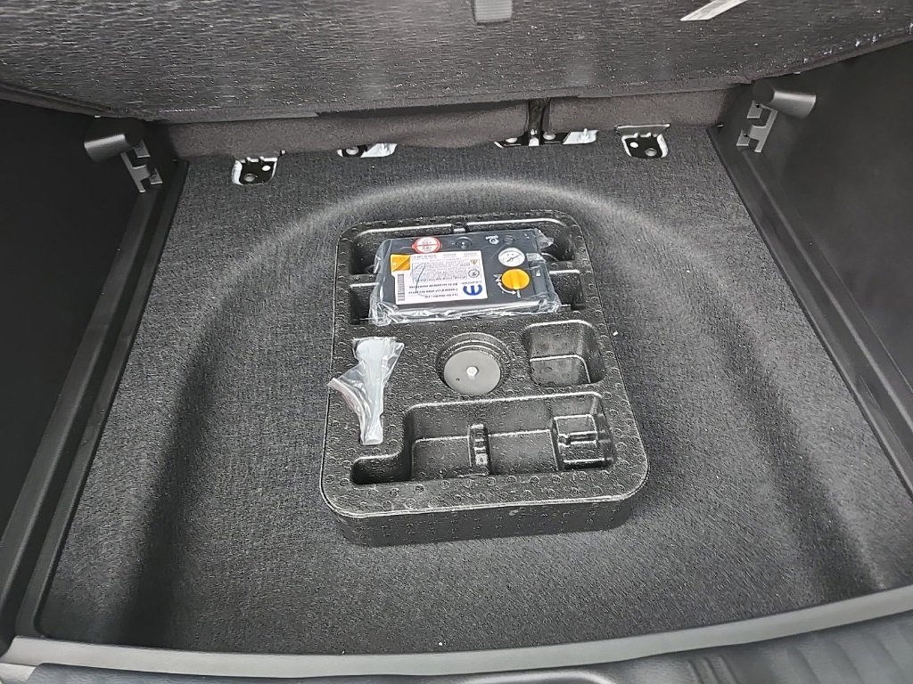 Used 2026 Jeep Compass Latitude image 88