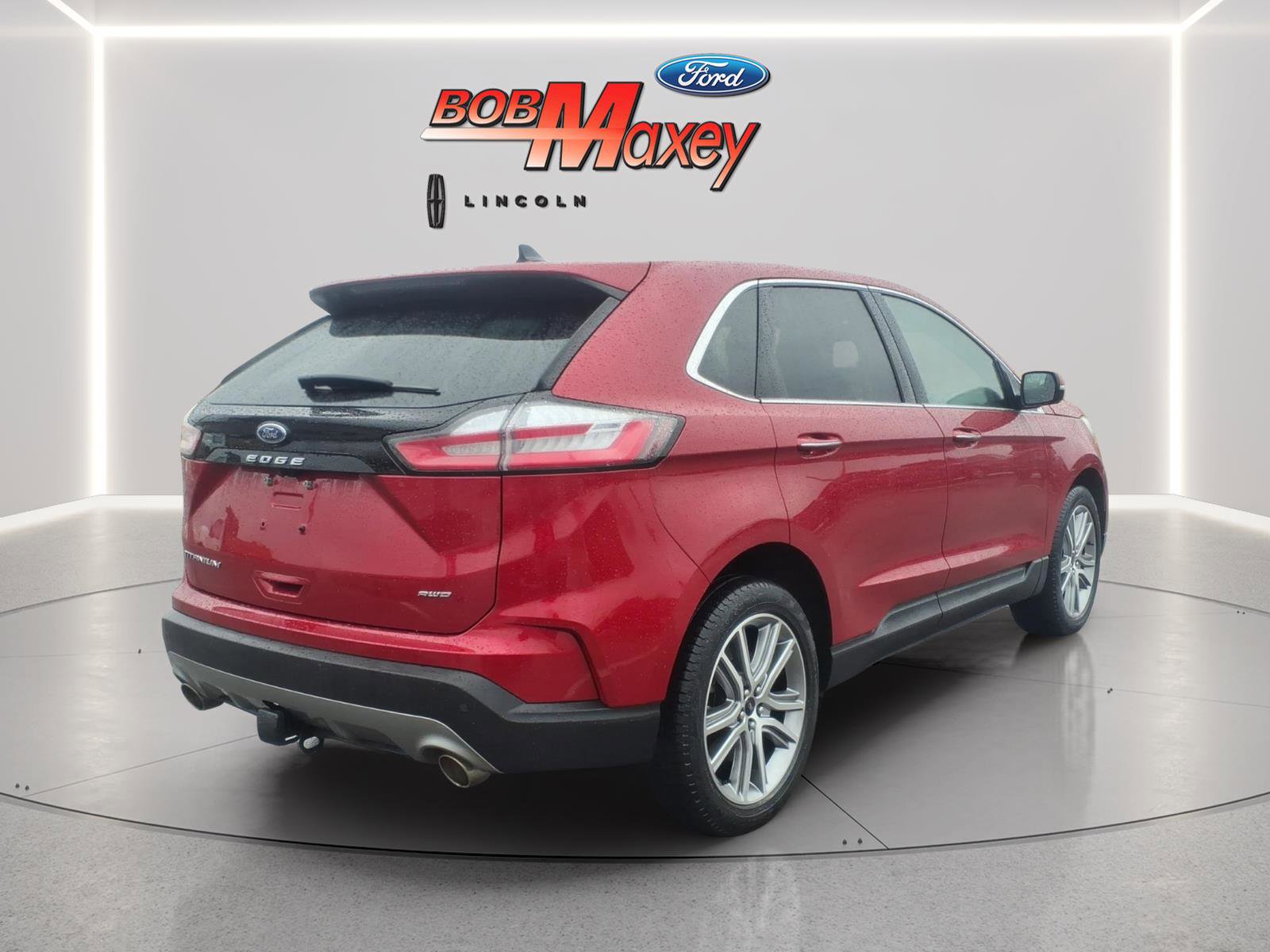 Used 2024 Ford Edge Titanium w/ Equipment Group 301A image 6