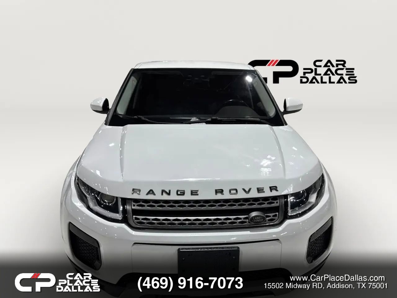 Used 2019 Land Rover Range Rover Evoque SE AWD/4WD image 3