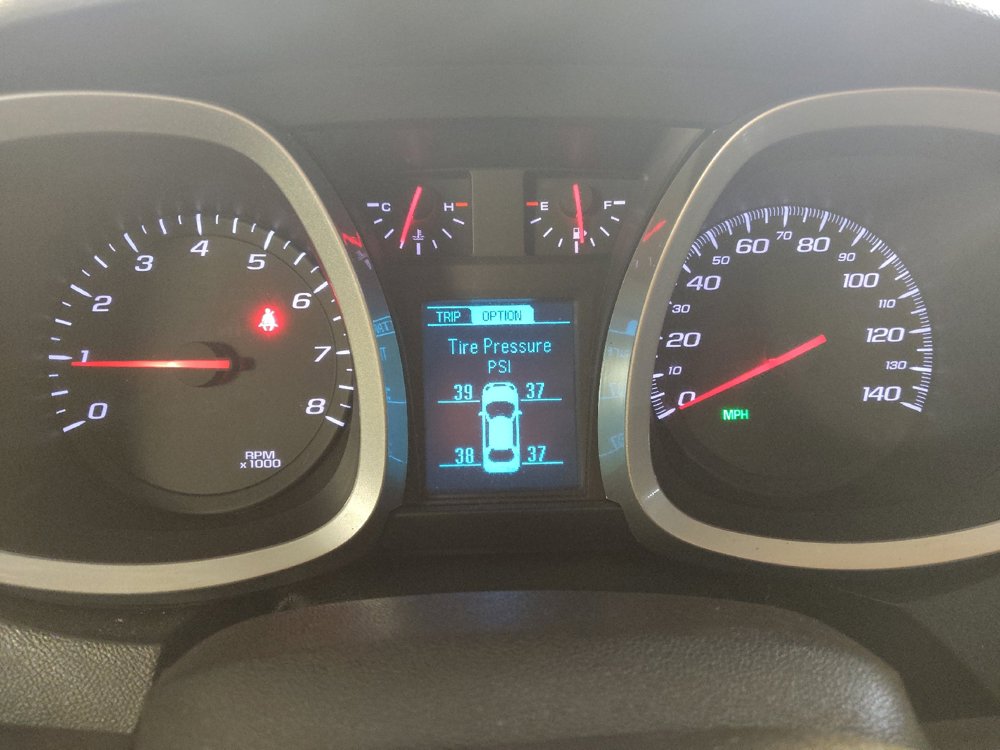 Used 2017 Chevrolet Equinox LT FWD image 23