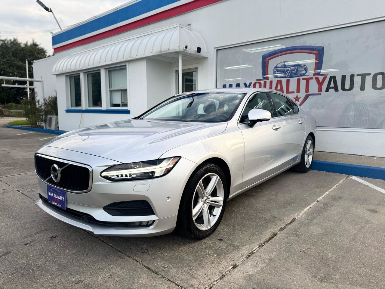 Used 2018 Volvo S90 T5 Momentum w/ Convenience Package AWD/4WD image 13