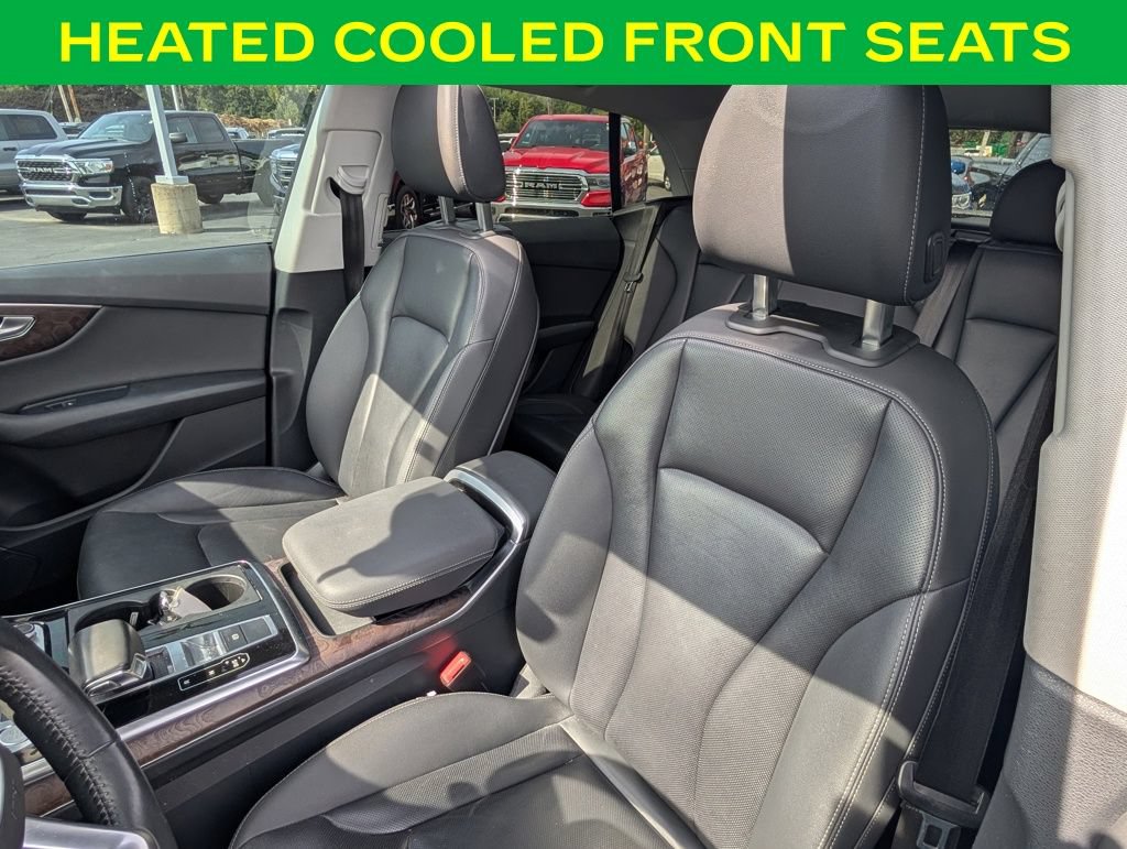Used 2019 Audi Q8 Premium Plus w/ Premium Plus AWD/4WD image 17