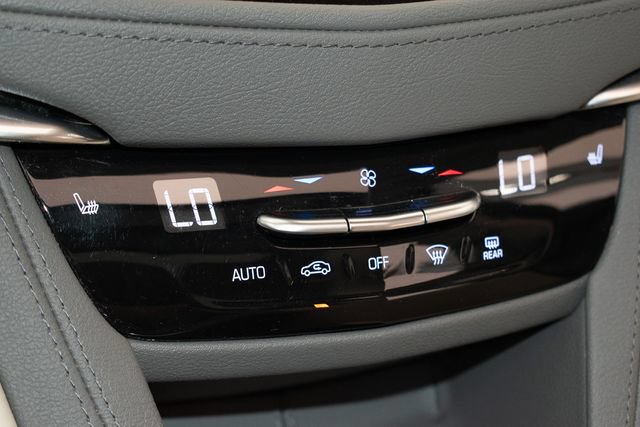 Used 2020 Cadillac XT5 Premium Luxury AWD/4WD image 32