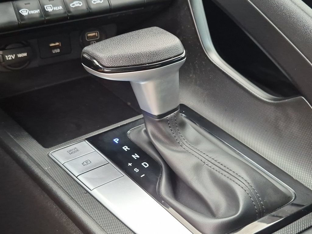 Used 2023 Hyundai Elantra SEL FWD image 25