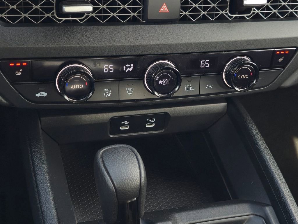 Used 2023 Honda Accord EX image 21