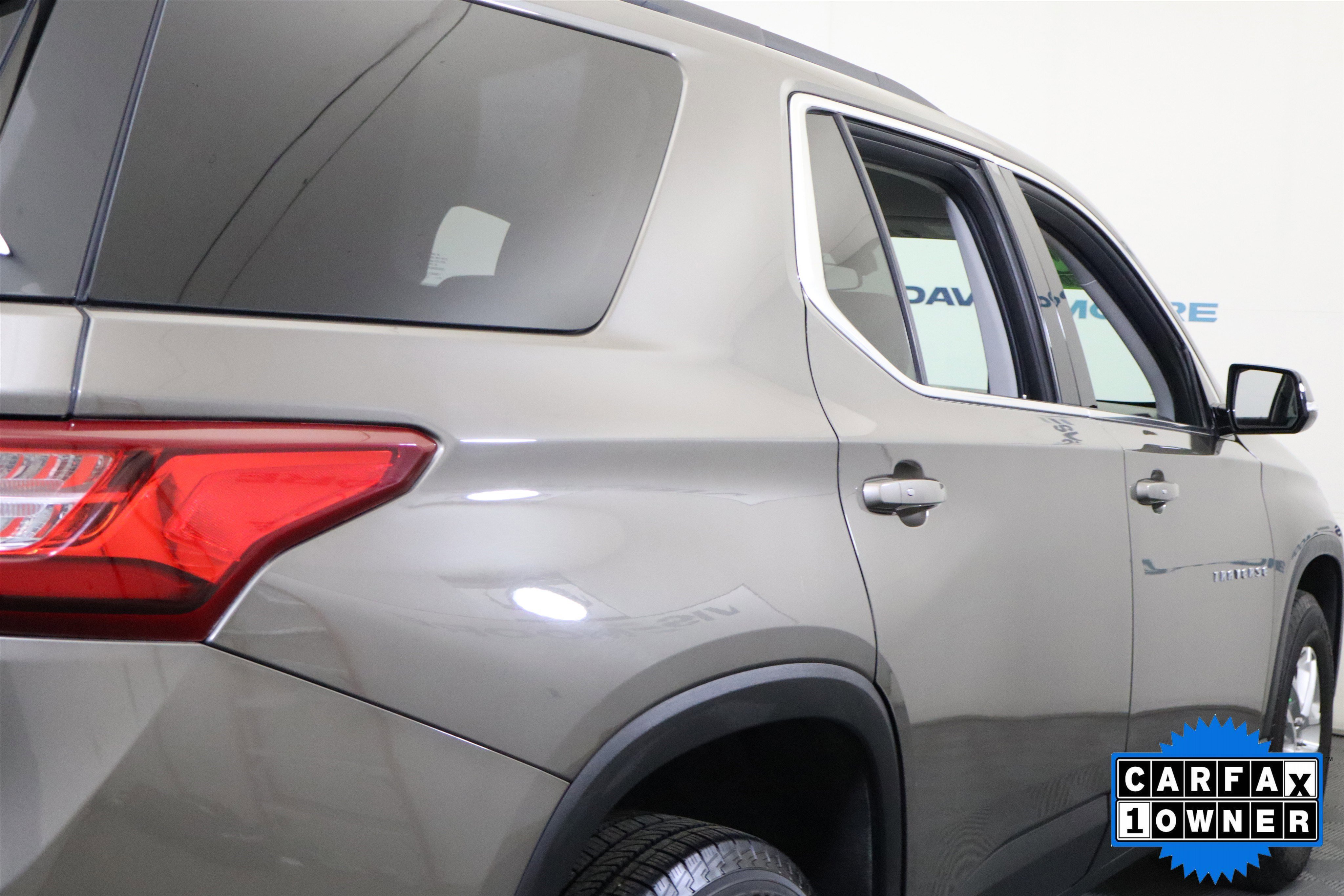 Used 2020 Chevrolet Traverse LT image 6