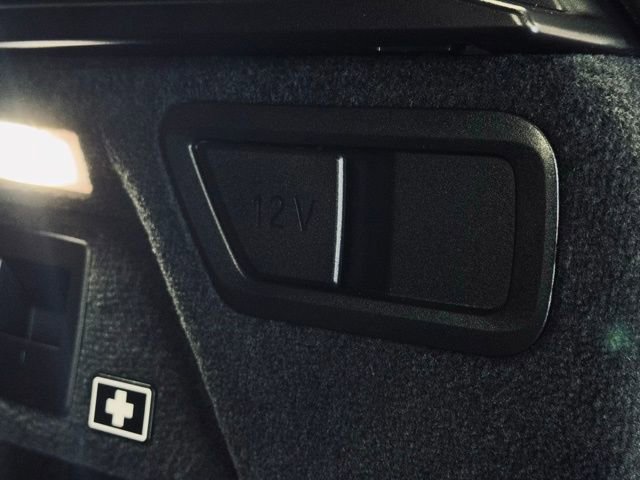 Certified 2025 BMW X7 M60i image 10