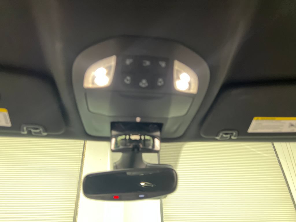 Used 2025 Chrysler Pacifica Select FWD image 76