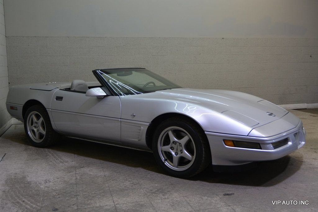 Used 1996 Chevrolet Corvette Convertible RWD image 18
