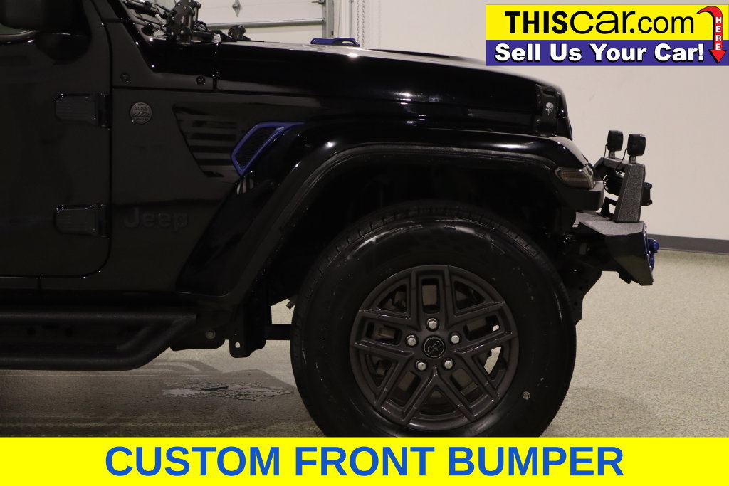 Used 2024 Jeep Gladiator Sport AWD/4WD image 13